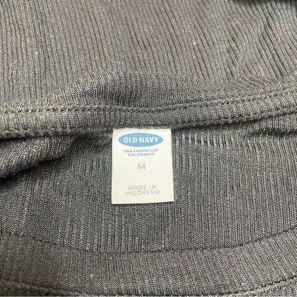 Old Navy Black Rib Knit Bell Sleeve Crewneck Top Shirt Medium - Picture 6 of 8